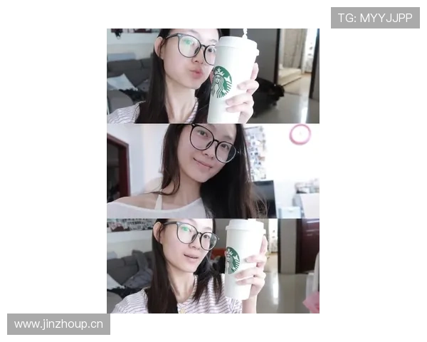 杨倩喝咖啡比训练还认真的样子，真像办公室里的拼命三郎啊